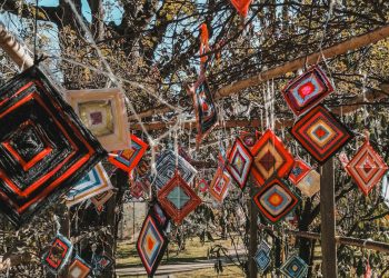Un itinerario di Yarn bombing a Ferrara e non solo